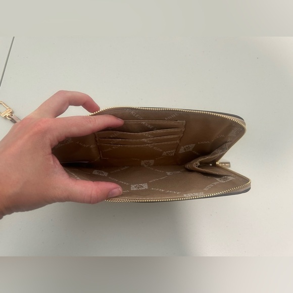 Anne Klein Wristlet Wallet Beige Gold Thin - Picture 3 of 6